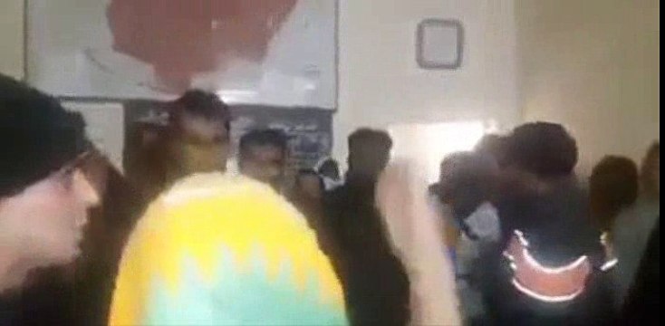 Khawaja Sara Ne Thane Mai Jaja Badmash Ki Dholai kar Di