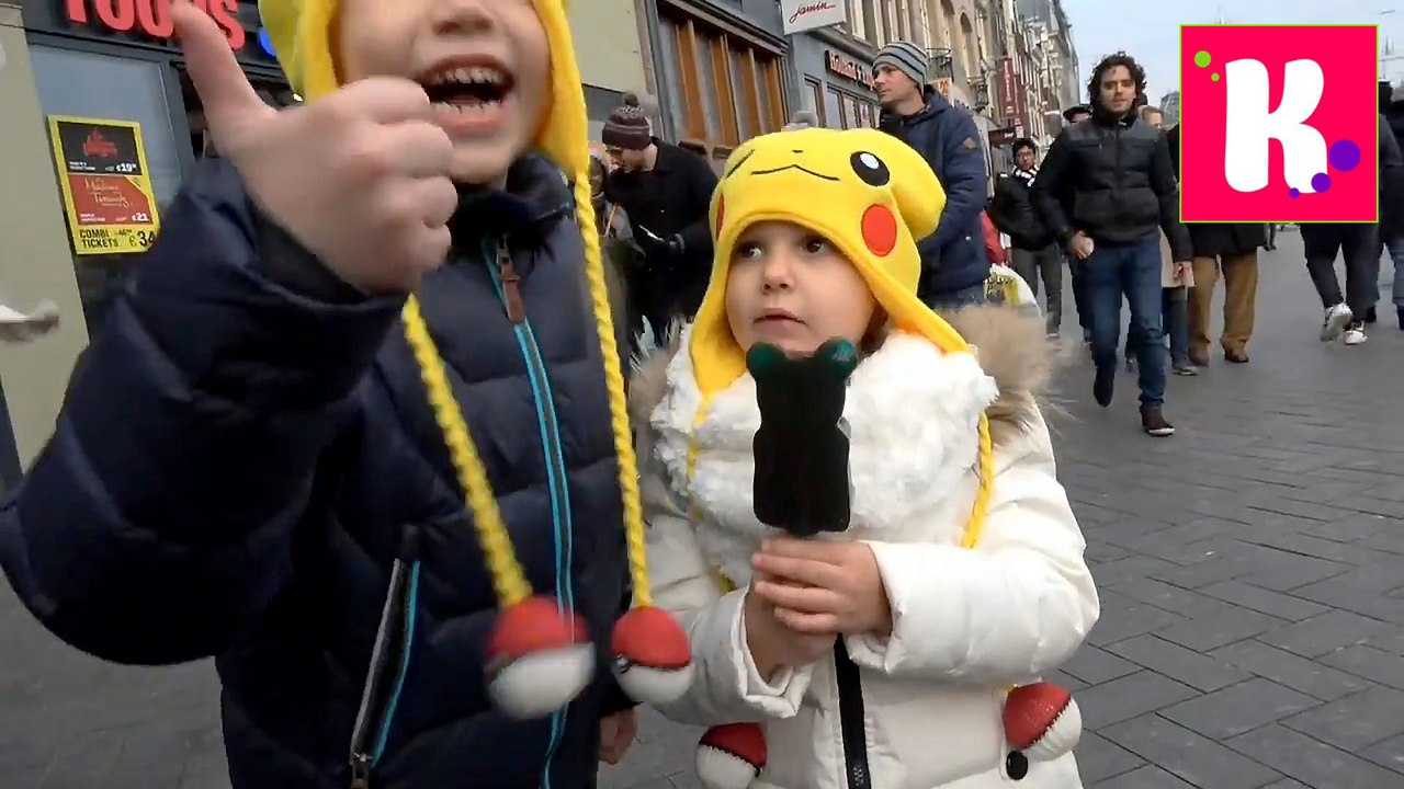 ВЛОГ Амстердам Катя и Макс покупают Покемоны и Гигантский