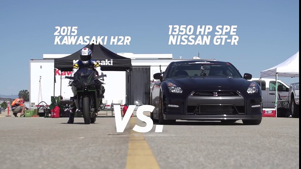 Kawasaki H2R vs 1350hp Nissan GTR - 1_2 Mile Airstrip Race 3