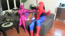 FROZEN ELSA vs JOKER TOILET POO AND FART PRANK w/ Spiderman, Pink Spidergirl & Maleficent! Superhero