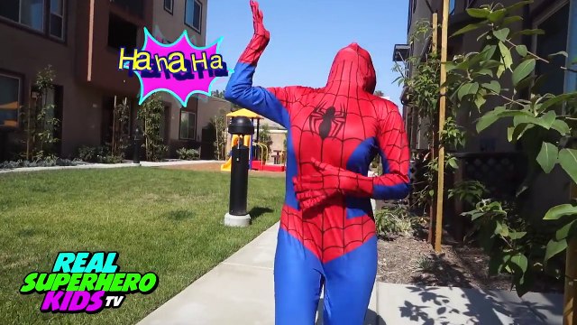 Frozen Elsas GROSS STINKY FEET! w/ Spiderman Joker Anna Pink Spidergirl! Funny Superhero Video IRL