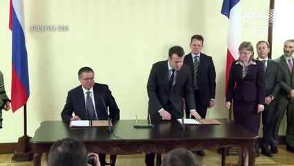 Ministro russo é preso por acusação de suborno