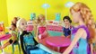 Frozen Anna Kristoff Family at Barbie Food Court with Rapunzel, Snow White, Elsa Dolls DisneyCarToys