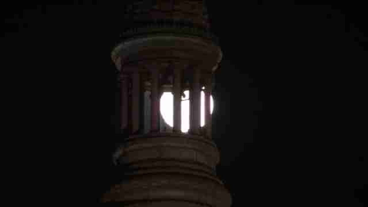 La Superluna se despide