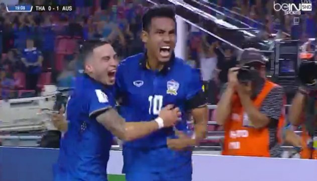 Teerasil Dangda Goal - Thailand 1-1 Australia - (15/11/2016)