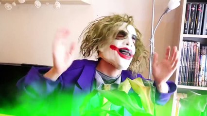 Spiderman and Pink Spider Girl pizza challenge with farting! Funny Superheroes Cartoon For Kids!