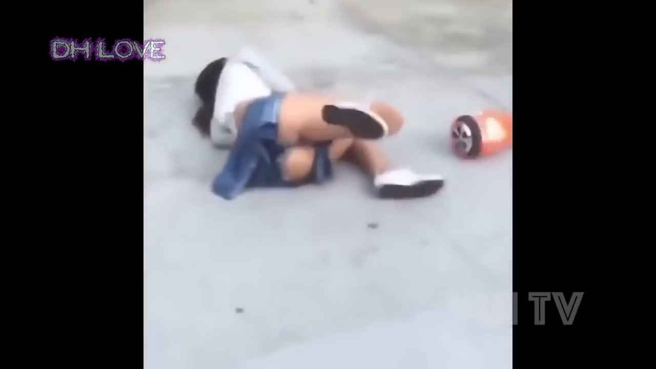 Best funny girls fails compilation - Funny videos 2016 try not to laugh