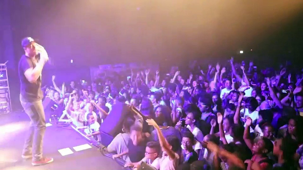 Plus de 600 collègiens et lycéens au concert du groupe Einhoch6