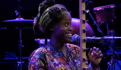 Léontina Fall avec Kamele Ngoni, Giani Caserotto et Valentin Ceccaldi pour Ocora Couleurs du Monde