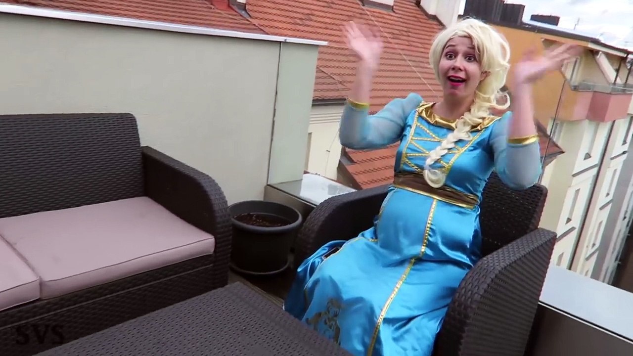 FROZEN ELSA vs JOKER POO AND FART PRANK w/ Spiderman & Pink Spidergirl Funny Superhero in Real Life