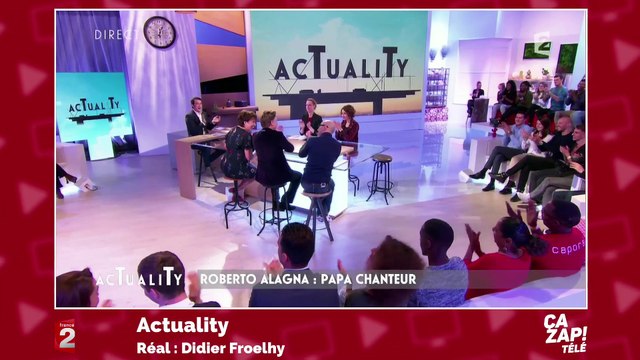 Roselyne Bachelot pousse la chansonnette avec Roberto Alagna !