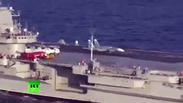 Впервые в истории авианосец Адмирал Кузнецов начал боевые действия авиаудары по террористам в Сирии