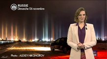 Incroyables piliers de lumière en Russie