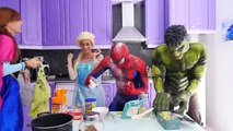 Frozen Elsa & Anna Eat Cookies and Become Tiny w/ Spiderman & Hulk vs Maleficent Superhero Fun