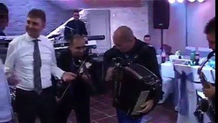 Harmonikaš i bakšiš