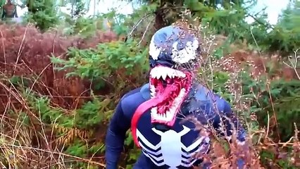 Spiderman vs Venom vs Batman with Big Civil War ! Toy Superhero SpiderMan CARTOON Kids !