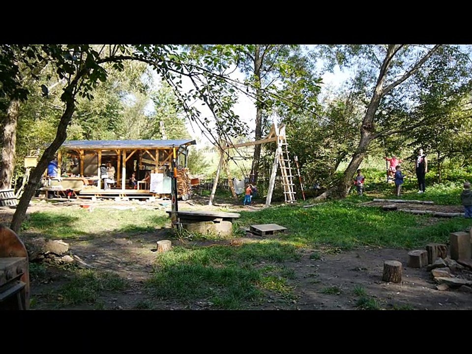 Ecole de la foret Klobouky DE