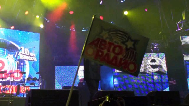 Игорь Корнелюк - Дожди ( Дискотека 80-х Авторадио 2011, Санкт-Петербург)