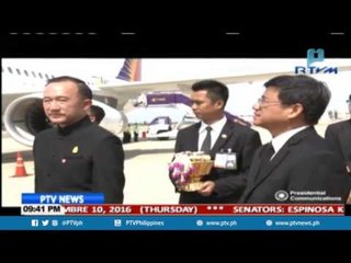 Duterte pays last respects to late Thai King