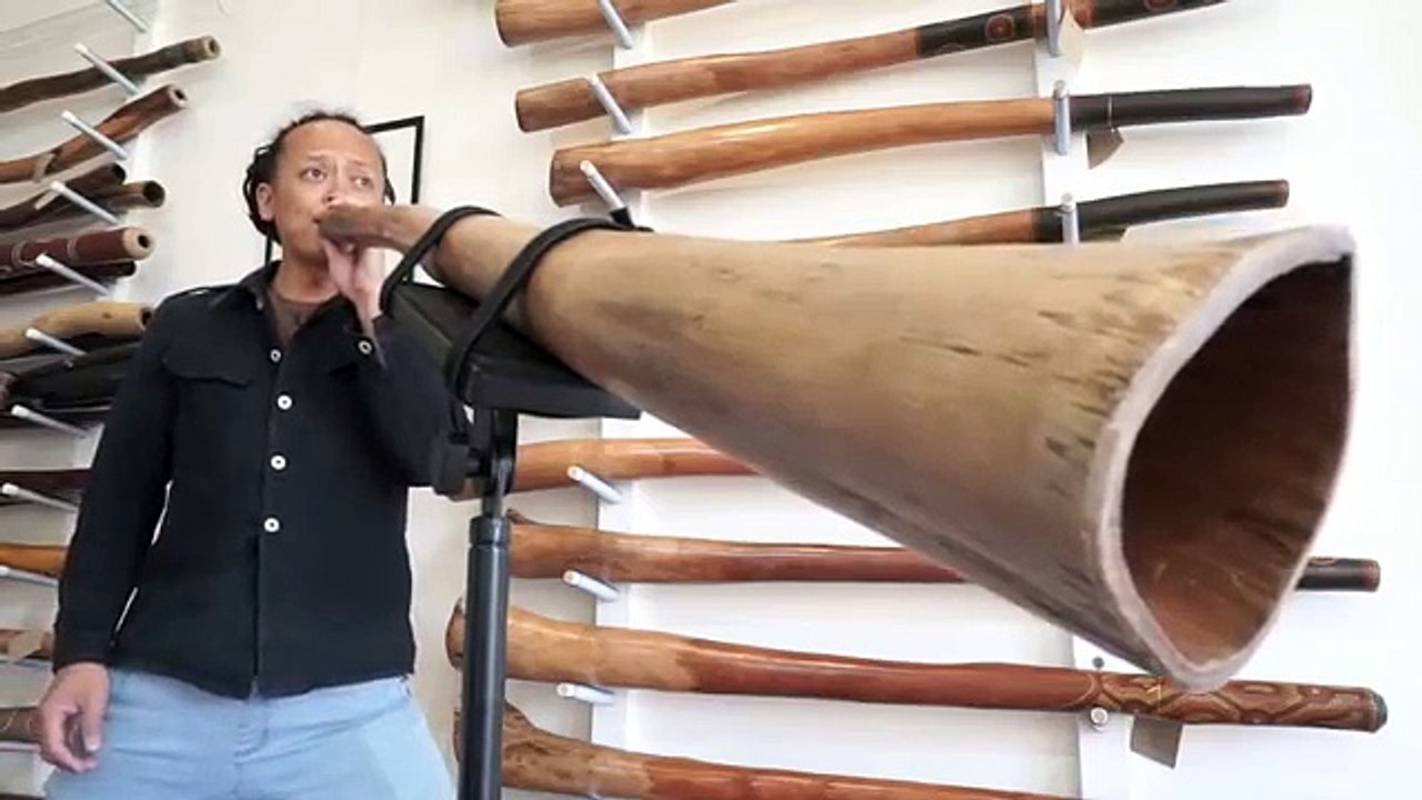 Jesse Lethbridge Didgeridoo key of F# (#3475)