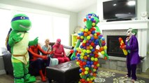 MALEFICENT TWIN BABIES CANDY PRANK Batman vs Superman captain america vs spiderman vs Frozen Elsa