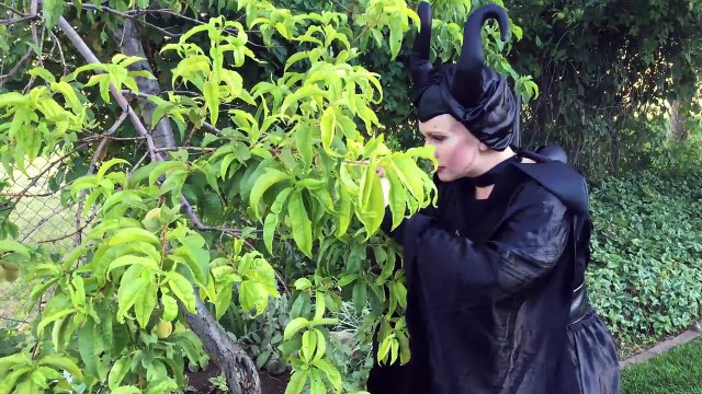 Spiderman Breathes Fire! Maleficent Hot Sauce Prank Fun Superhero Kids In Real Life In 4K