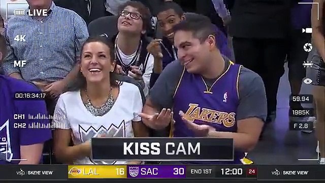 Non il n'aura pas droit à son bisous à la Kiss Cam !