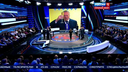 Жириновский выполнил обещание с новым президентом США