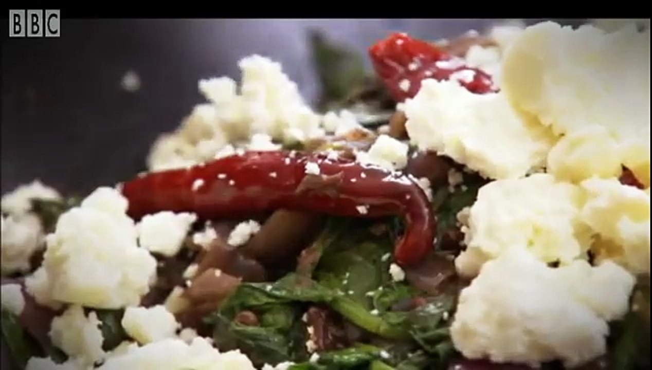 Making cheese paneer - Indian Food Made Easy