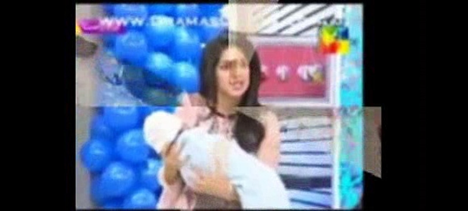 Sanam Jang K Bachy Ki Tasveer Manzare Aam Par a Gai