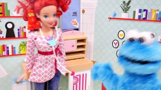 Cookie Monster Visita a la Dr. Ariel Porque Tiene Gases  Episodios Disney Princesas y Plaza Sesamo