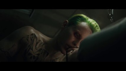 Le Joker torture Harley Queen - Suicide Squad version longue