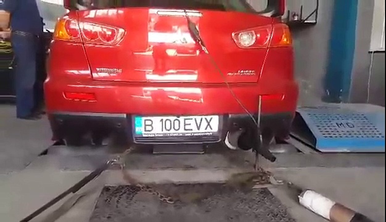 Mitsubishi Evo X Dyno Anti Lag - Big Backfire Flame