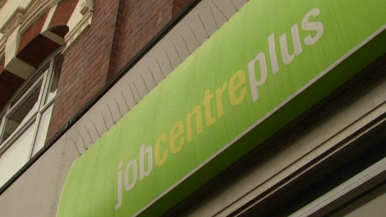 Arbeitslosigkeit fällt nach Brexit-Votum auf Elf-Jahrestief