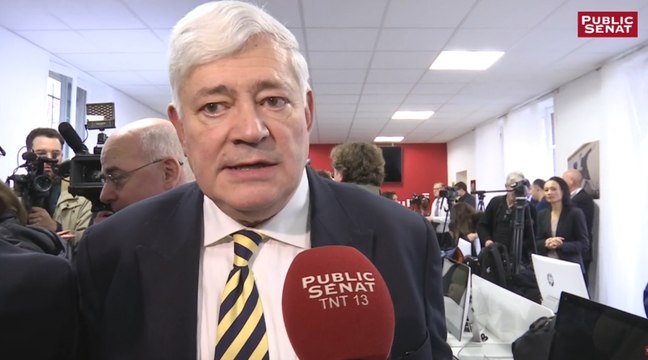 Bruno Gollnisch affirme son soutien à Marine Le Pen