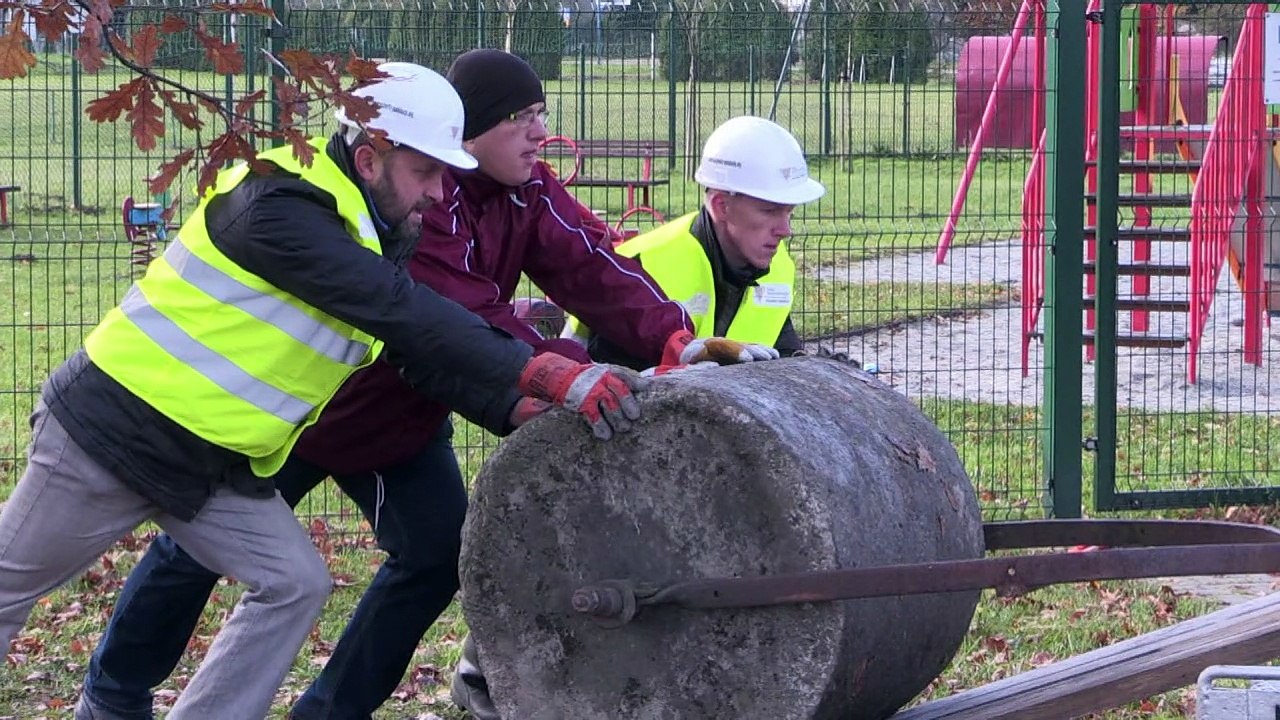 Autour d'Auschwitz, des objets témoins de l'Holocauste sortent de l'oubli