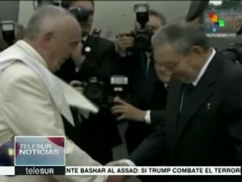 Consejo de Estado de Cuba indulta a 787 sancionados