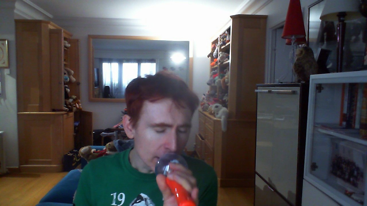 Wiwi égratigne "le temps passe" de Vincent Vallières