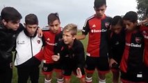Garoto de 10 anos faz discurso emocionante antes de título na Argentina