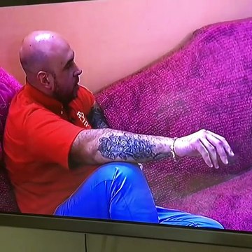 domkadoniГлебушка ещё не развёлся с женой,а уже обсуждает как будет первый раз спать с новой музой Лизой Палыгаловой