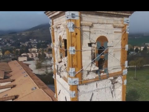 Norcia (PG) - Terremoto, riprese dal drone del monastero di Sant'Antonio (14.11.16)