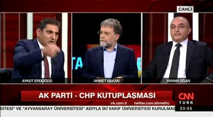 Aykut Erdoğdu'nun 'Sabır da Bir Yere Kadar' Diyerek Masayı Yumruklaması