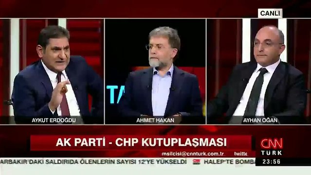 Tarafsız Bölge’de vekiller birbirine girdi; cam masa parçalandı!