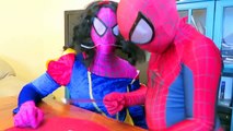 Spiderman Kisses Snow White Spiderman vs Joker vs Frozen Elsa w Pink Spidergirl Superhero Fun