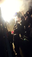 Zurka Delija po kisi ispred hale nakon pobede u Bambergu