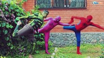 Örümcek Adam vs Örümcek Adam! Karlar Kraliçesi Elsa ve Joker, Malefiz, Anna - Gerçek hayatta
