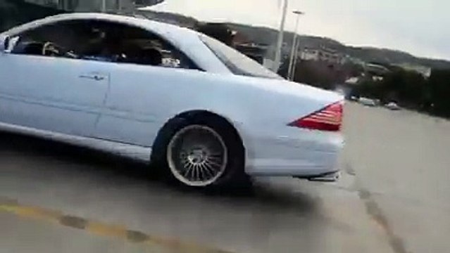 BMW M5 E60 V10- The Black Beast !