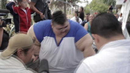 El hombre más obeso del mundo inicia tratamiento para bajar de los 500 kilos -