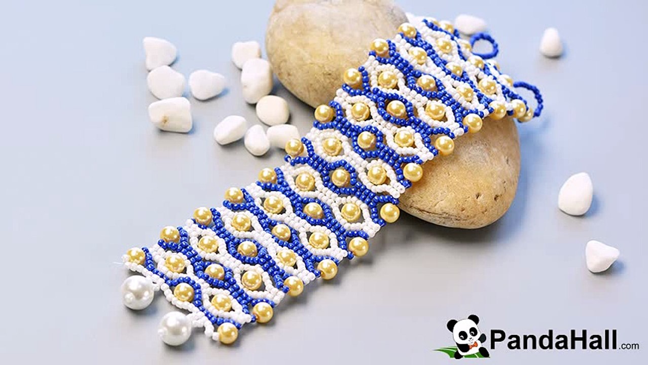 Vidéo 66 (P) Comment faire un bracelet avec perles de rocaille et perles en verre nacré