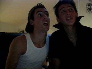 Tchikels - Les voisins (3 freres) Doublage